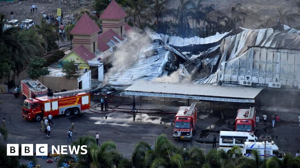 据报道，印度瓜拉吉拉特邦一家游乐场发生火灾，至少 27 人死亡
